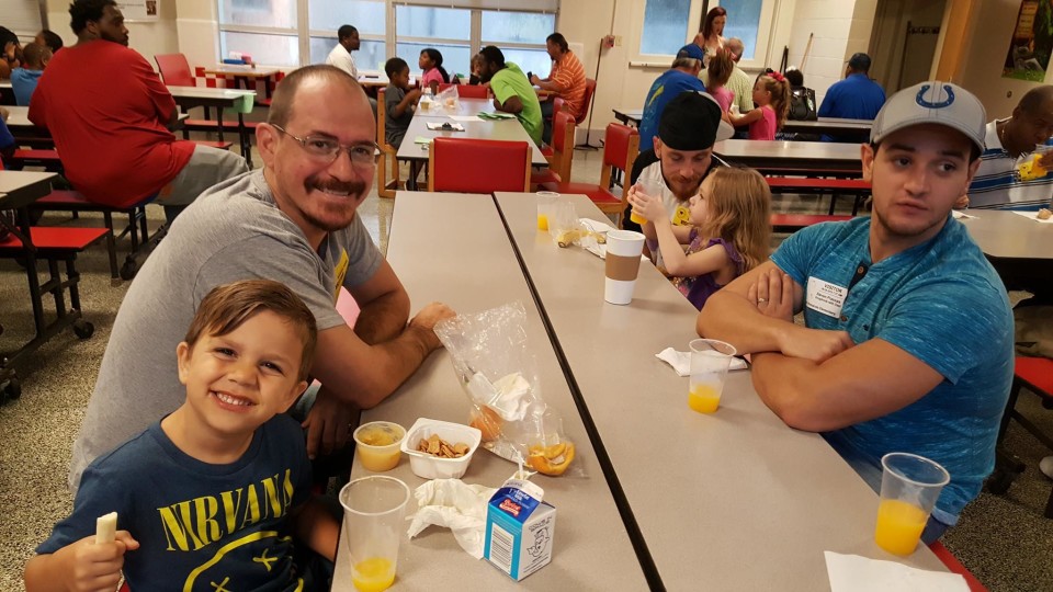 west-pensacola-elementary-donuts-with-dad