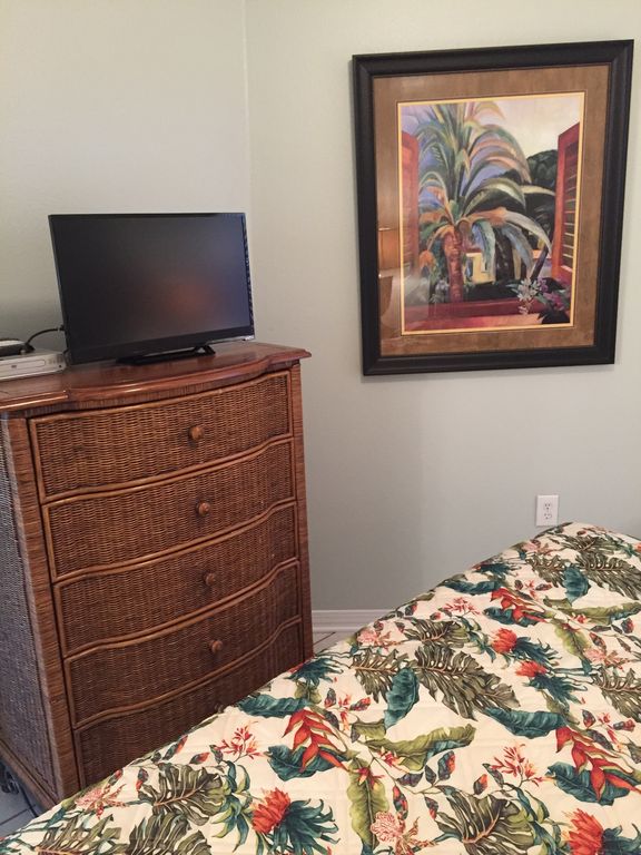 Guest bedroom Dresser with TV