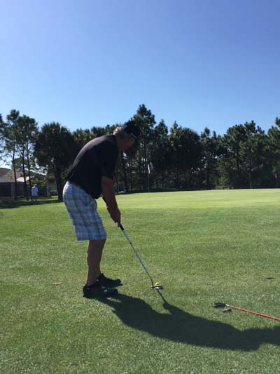Golfer Putting