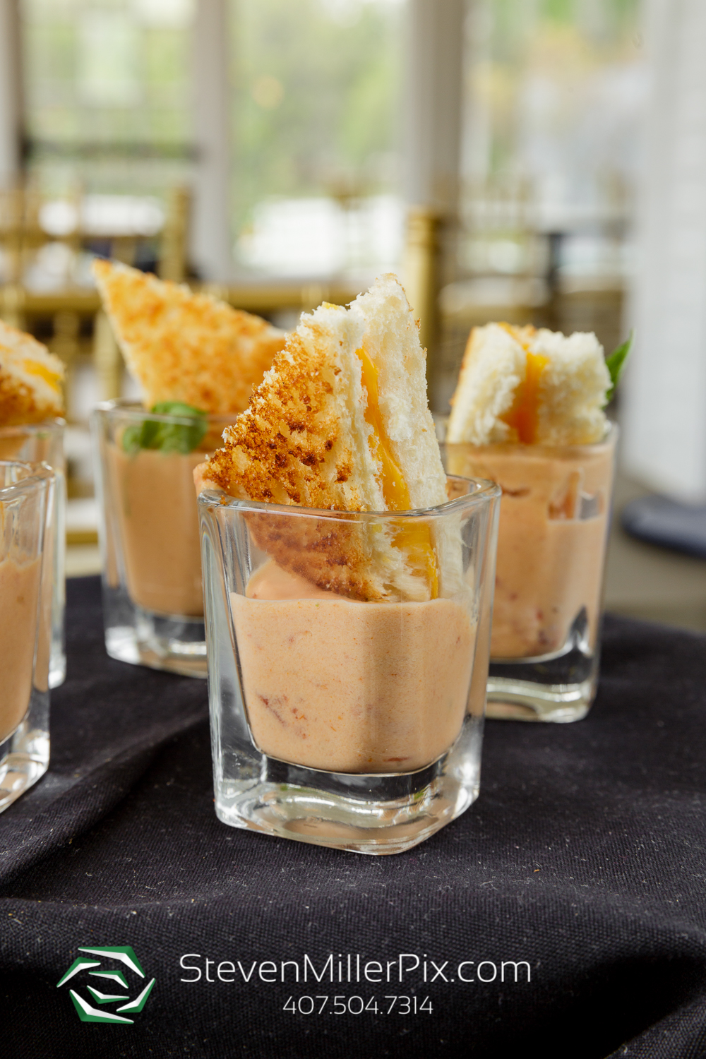 orlando catering - Tomato Soup Shots with Grilled Cheese