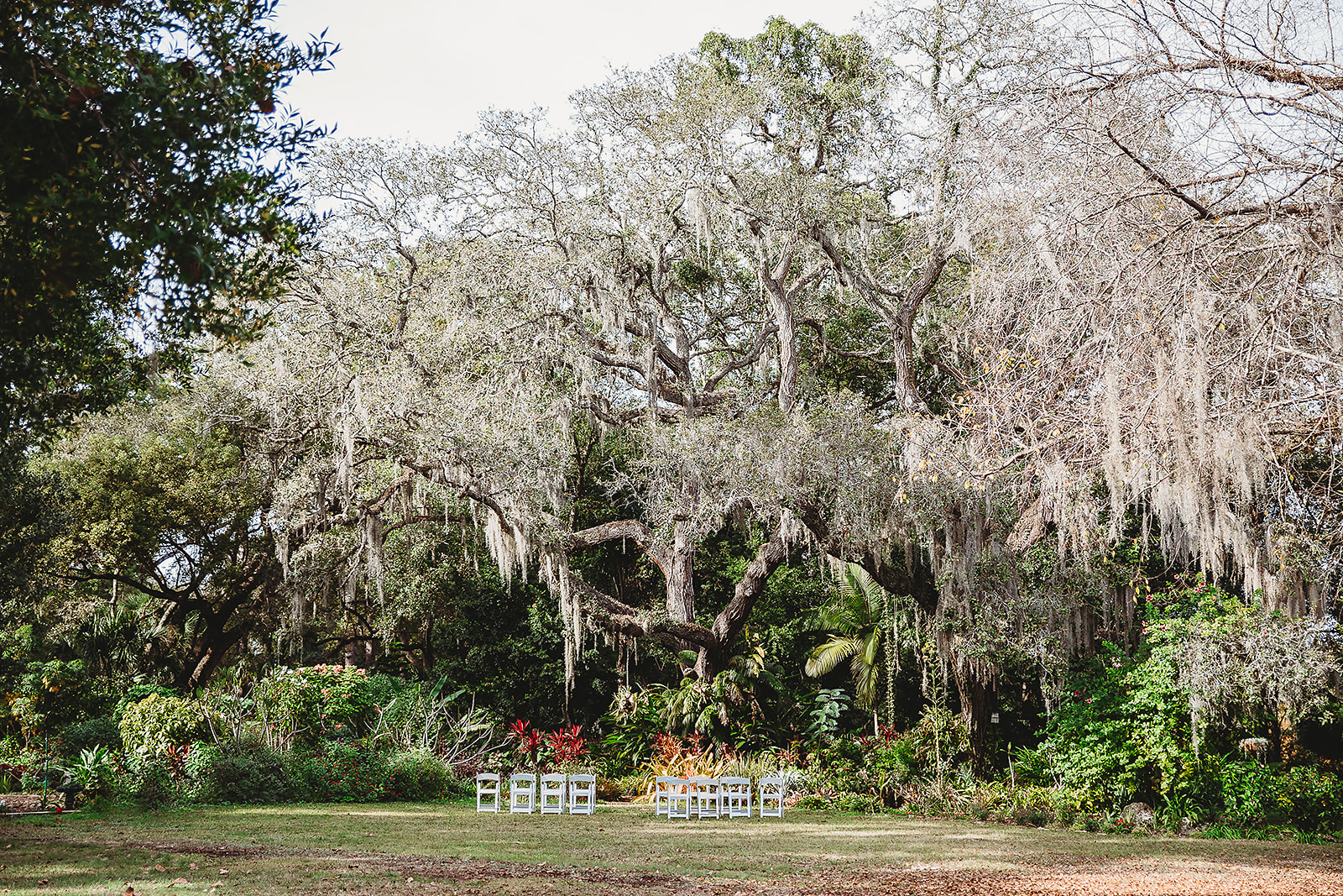 The Azalea lodge at mead botanical garden - outdoor wedding - Orlando Event Venue