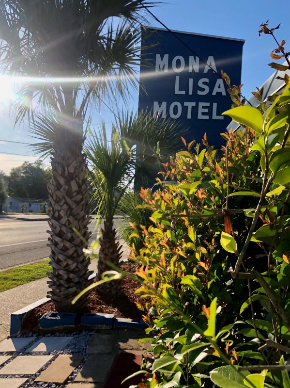 Mona Lisa Pensacola Florida Property Sign View